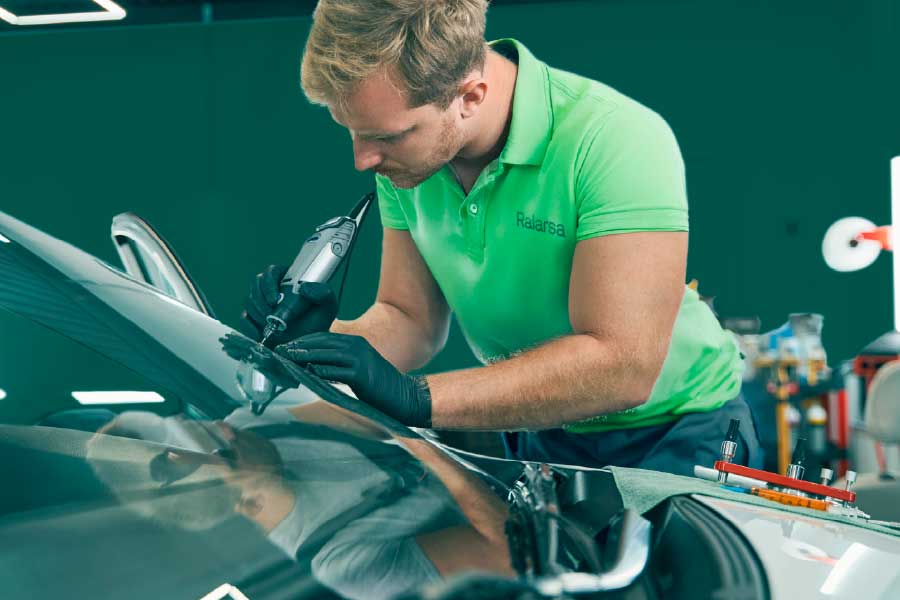 Ralarsa Especialista en Reparar la Luna del Coche | Ralarsa