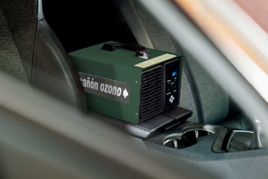 Tratamiento de Limpieza con Ozono del Coche | Ralarsa
